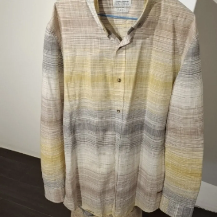 پیراهن مردانه