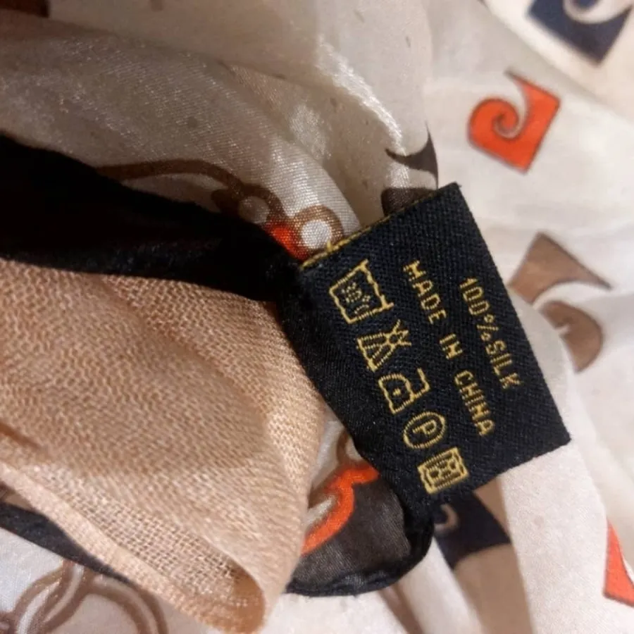 شال برند زنانه