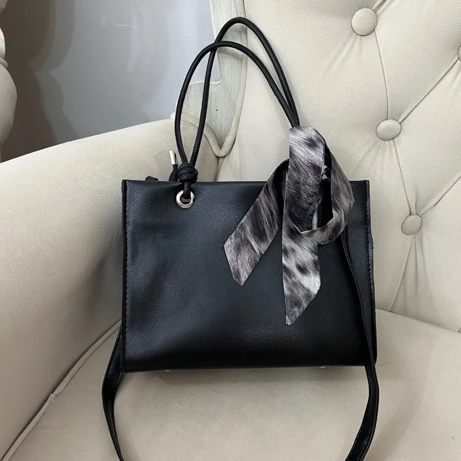 کیف مجلسی خانومی لونا