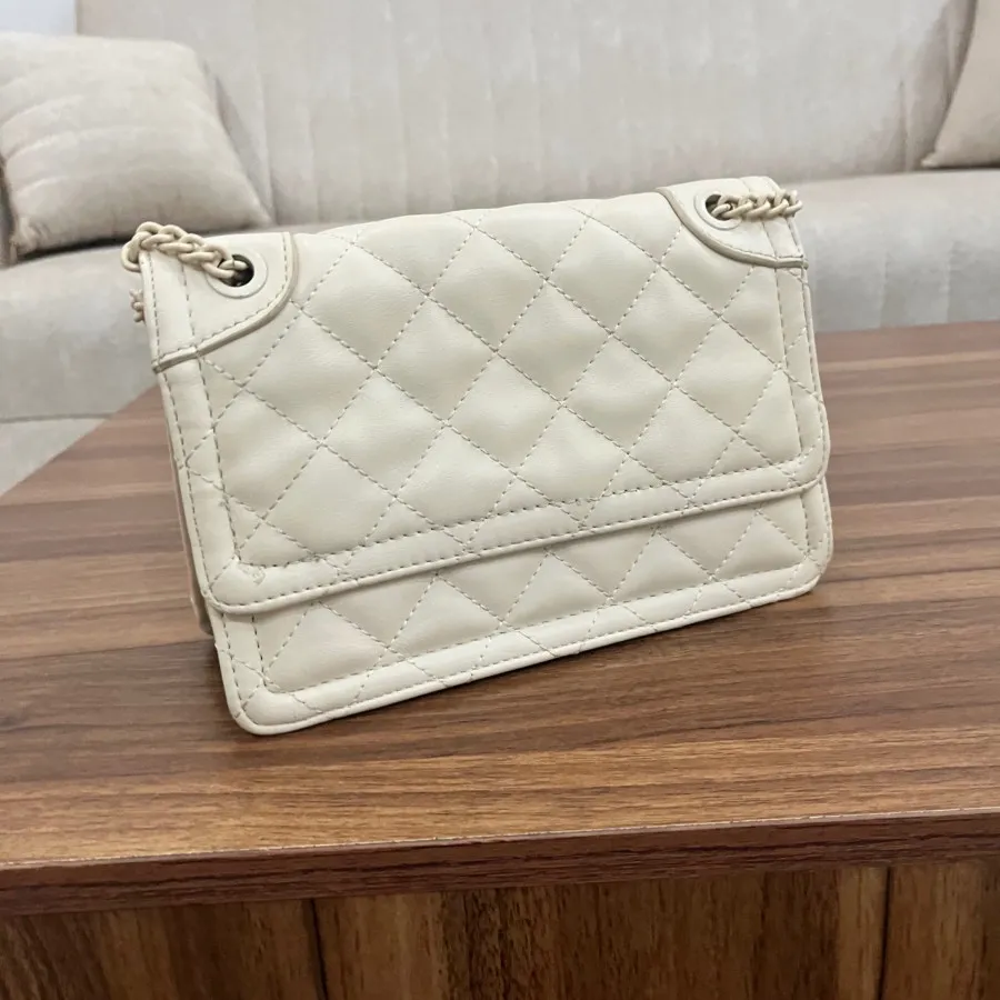 کیف استرادیواریوس