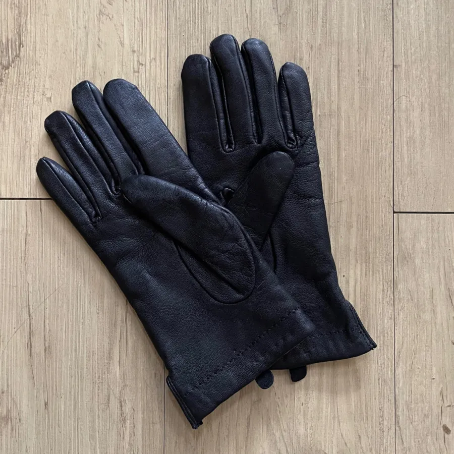 دستکش چرمی بنتون Benetton