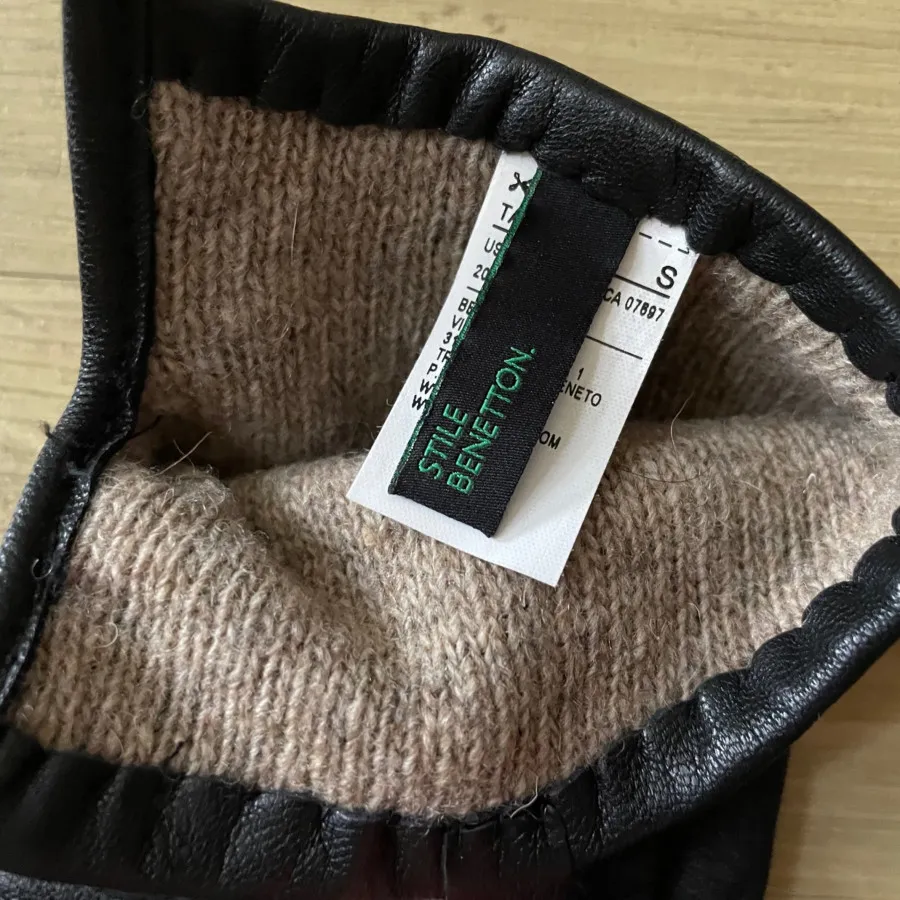 دستکش چرمی بنتون Benetton