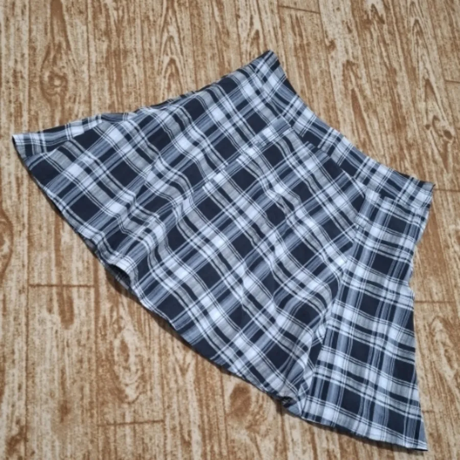 دامن کوتاه برند المانی