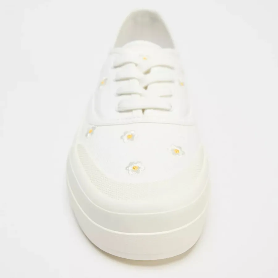 کتونی سفید زارا