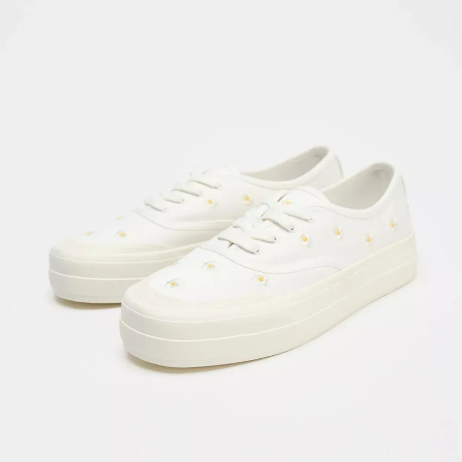 کتونی سفید زارا