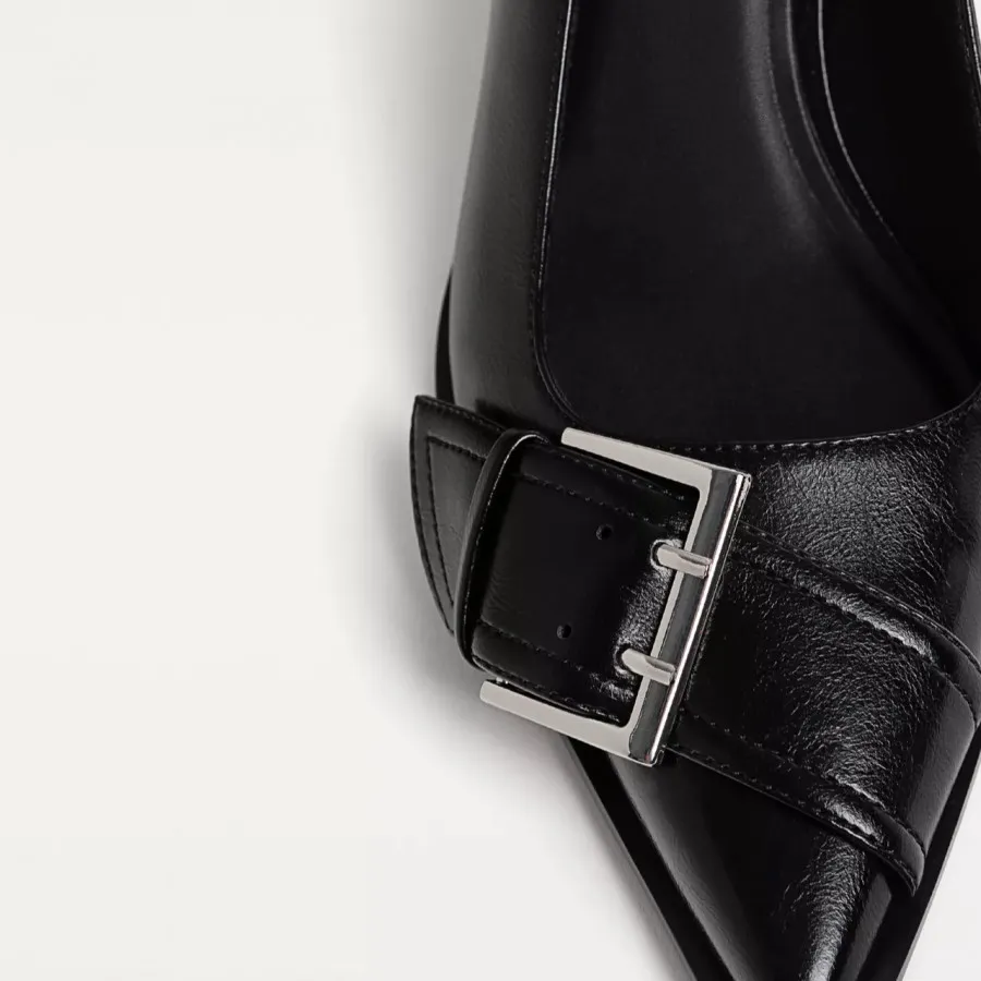 کفش مشکی استرادیواریوس