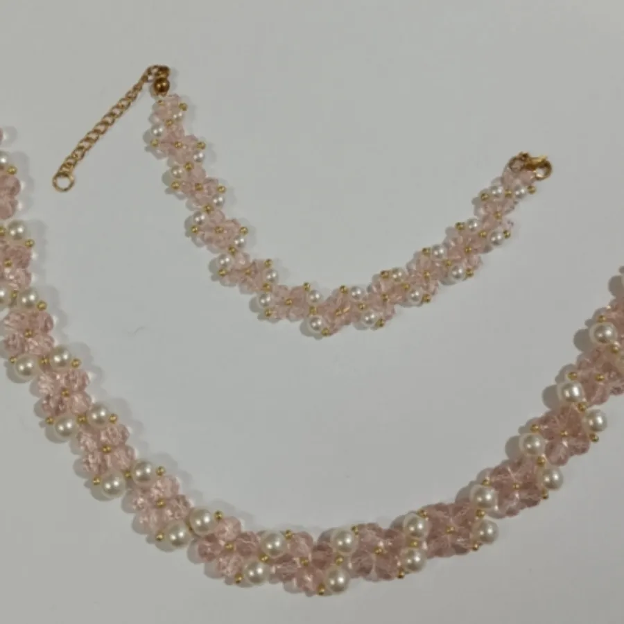 ست دستبند و گردنبند