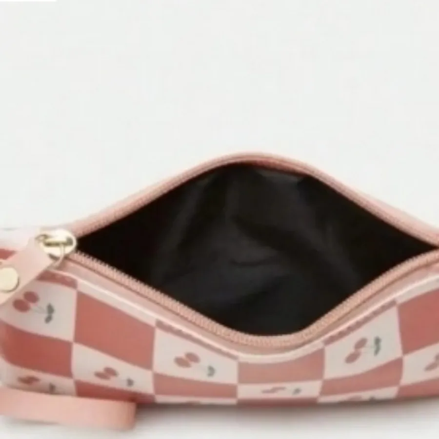 بگ اکسسوری چری Shein