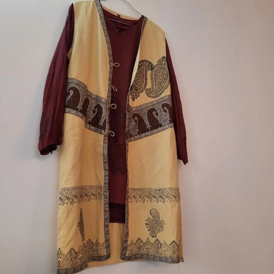 سارافون و تونیک سنتی