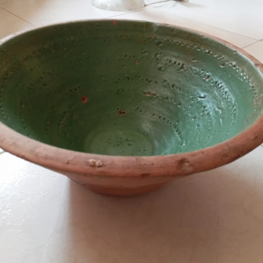 کاسه سفالی قدیمی