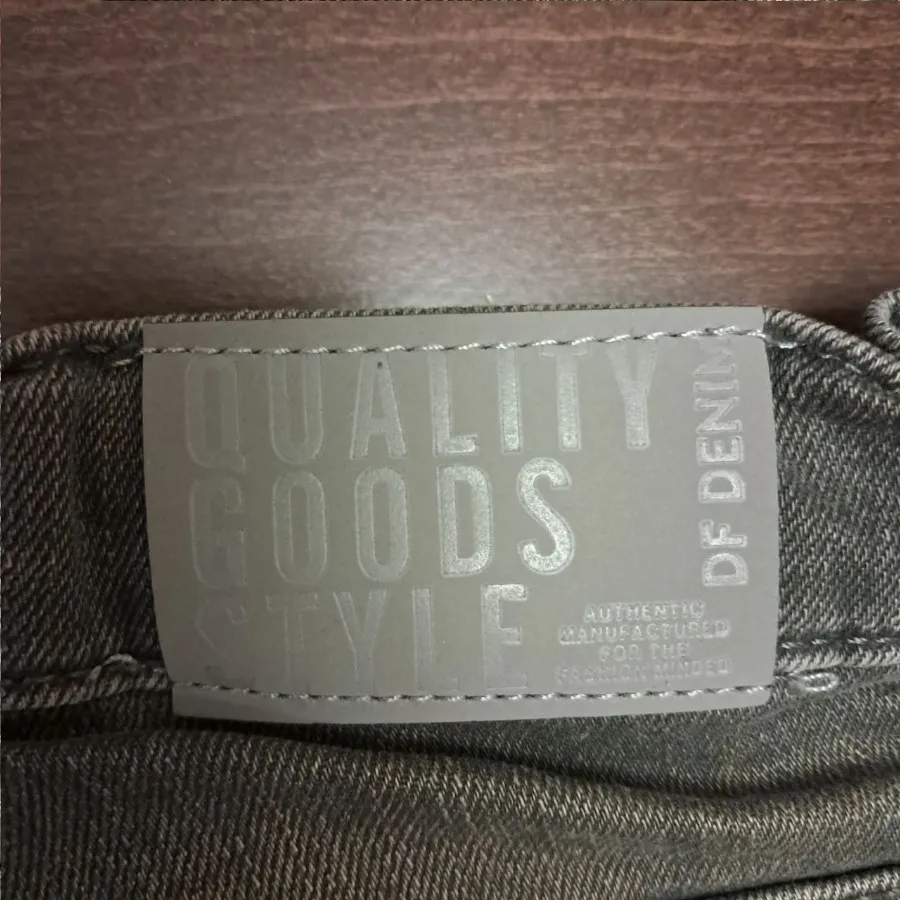 شلوارک دیفکتو ترک