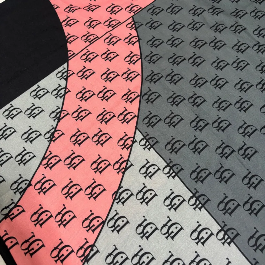 روسری طرح دیور