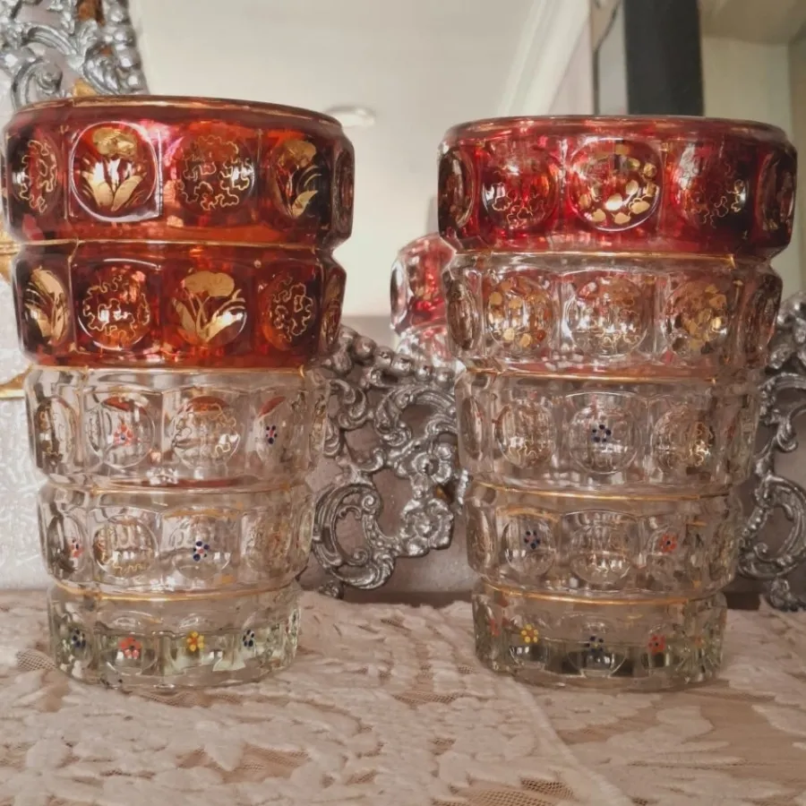 گلدان دانه نشان امریکایی