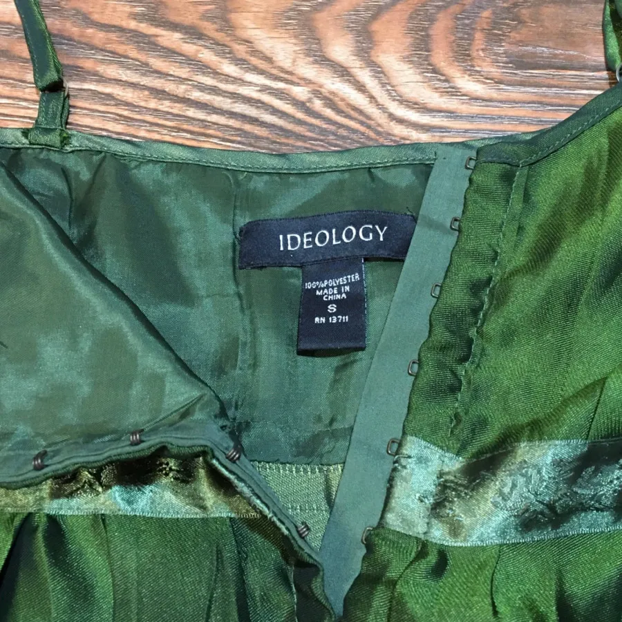 تاپ مجلسی برندIDEOLOGY