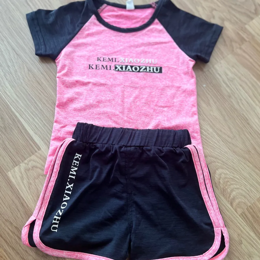 تیشرت و شلوارک بچگانه