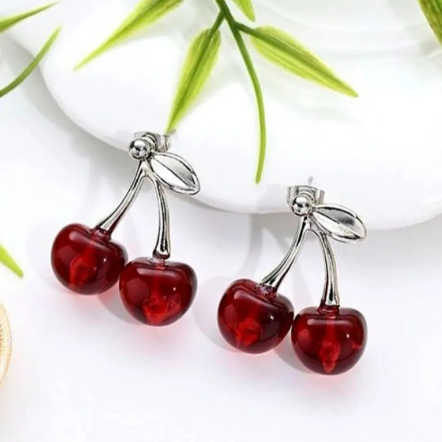 گوشواره گیلاسی فانتزی?