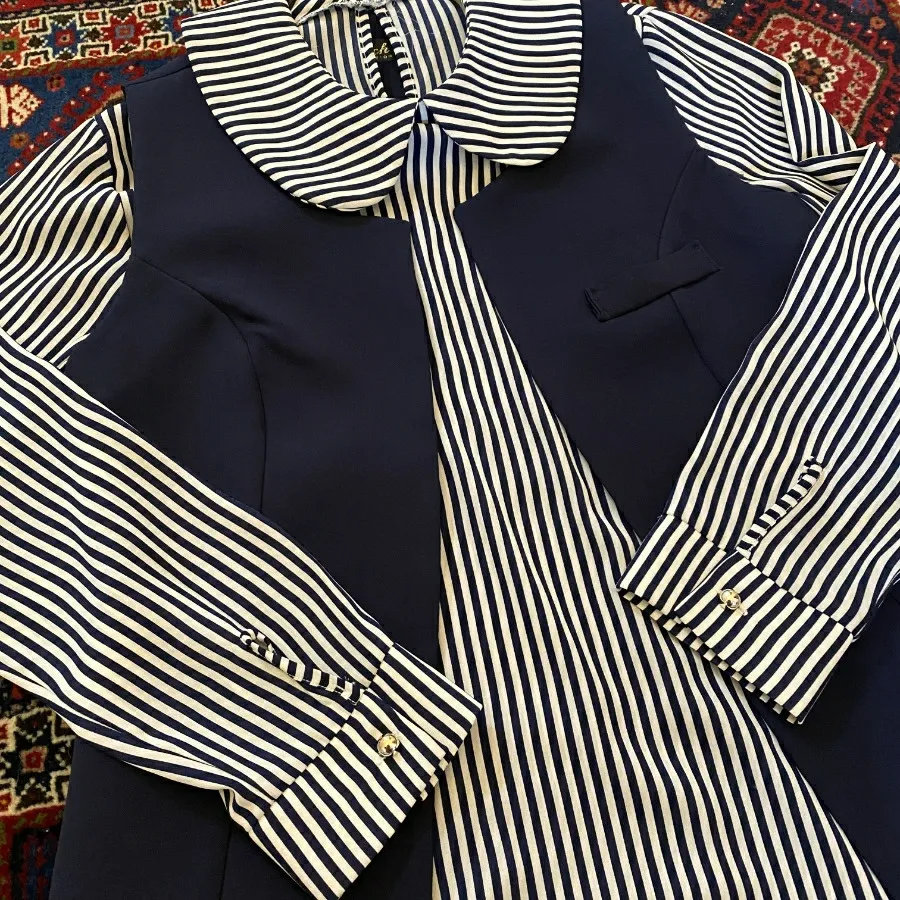 ست شومیز و وست سرمه ای