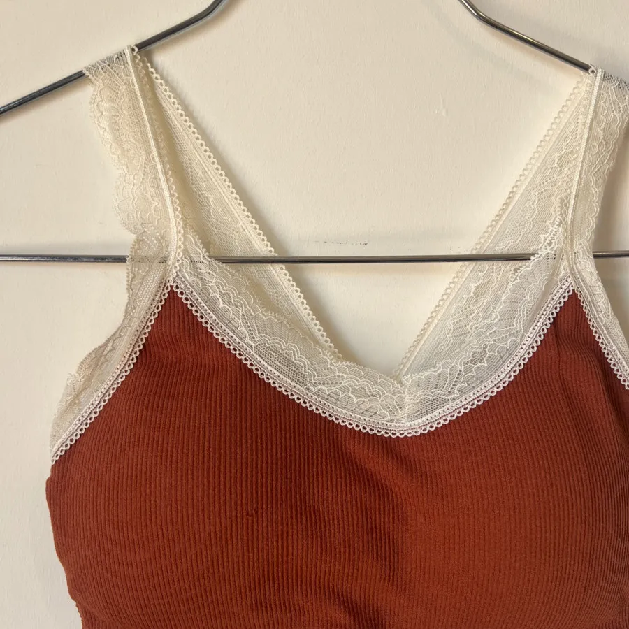 نیمتنه زنانه