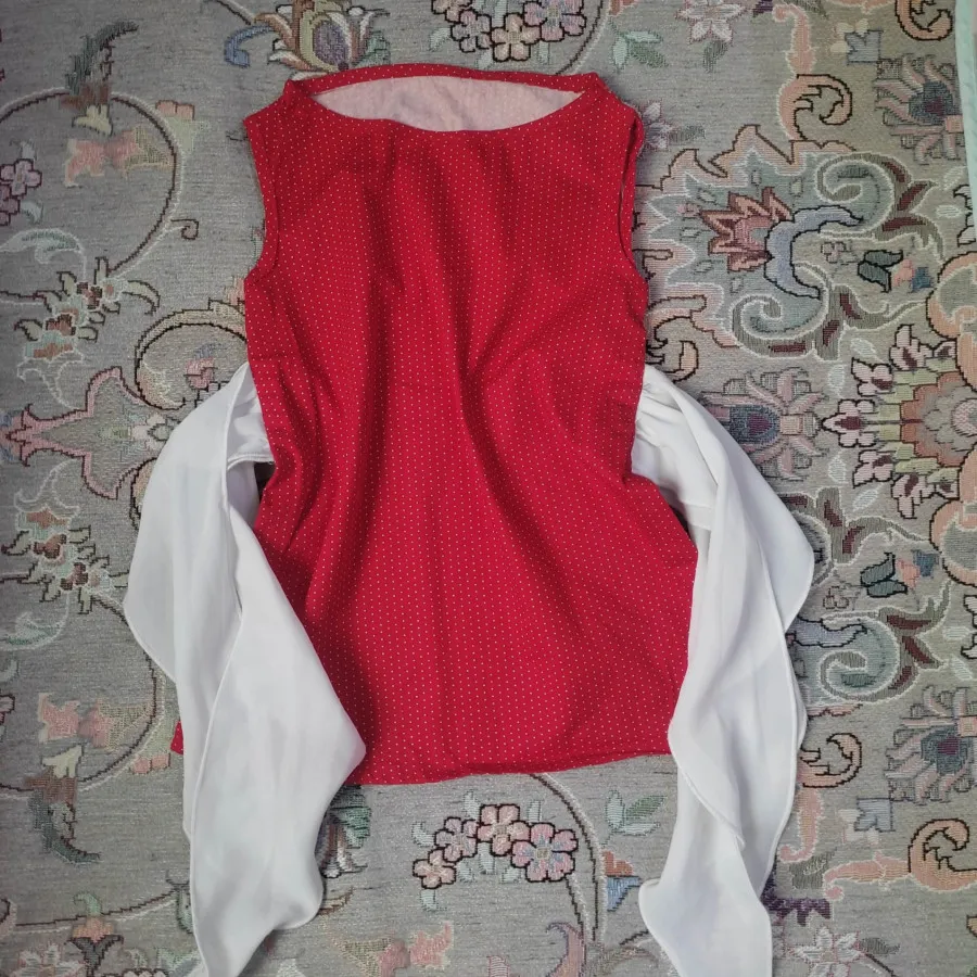 پیراهن دخترانه