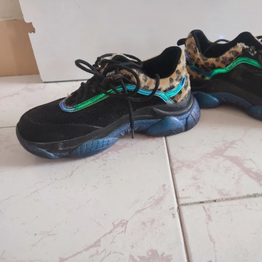 کتونی پلنگی