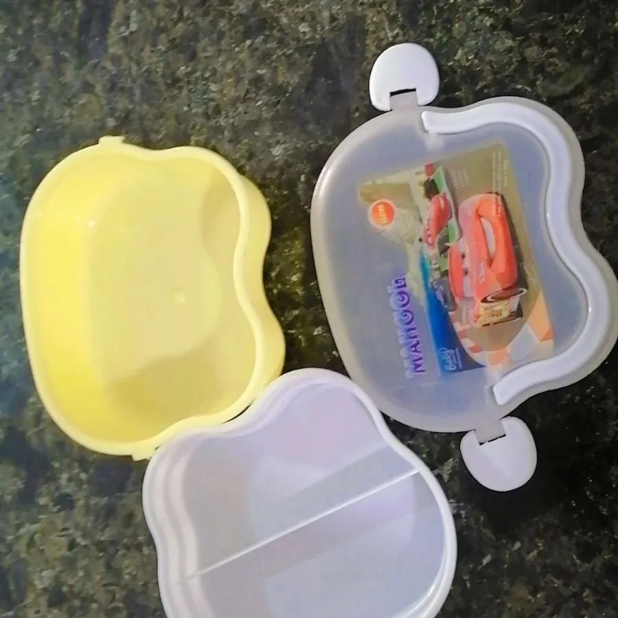 ظرف غذای کودک