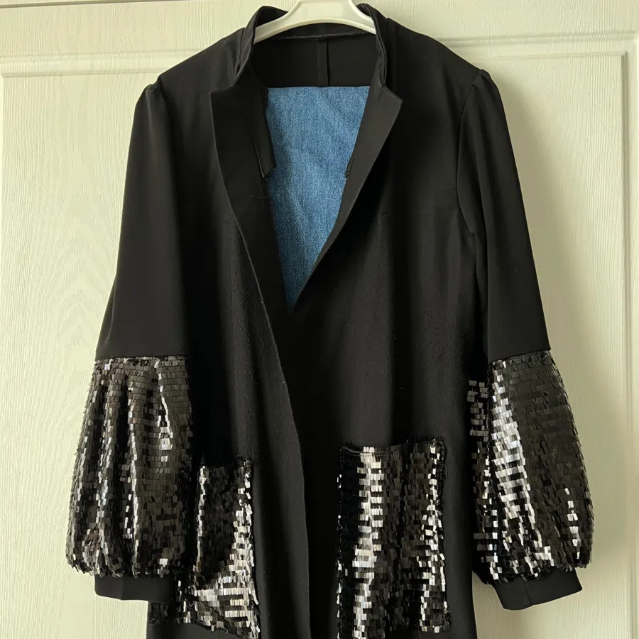 مانتو مشکی مزونی