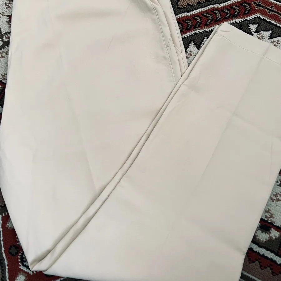 شلوار پارچه ای کرم