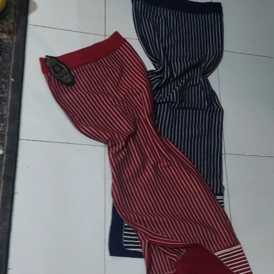 پیراهنِ بافتِ دکُلته