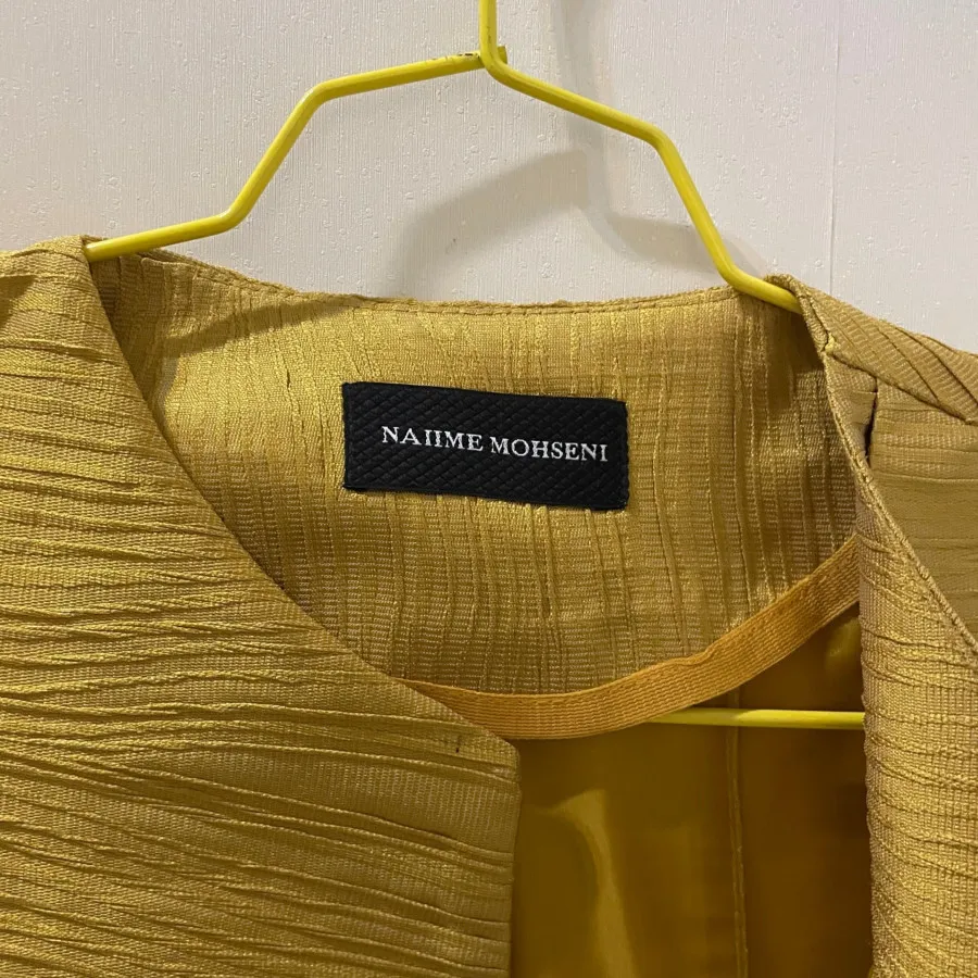 جلیقه خردلی