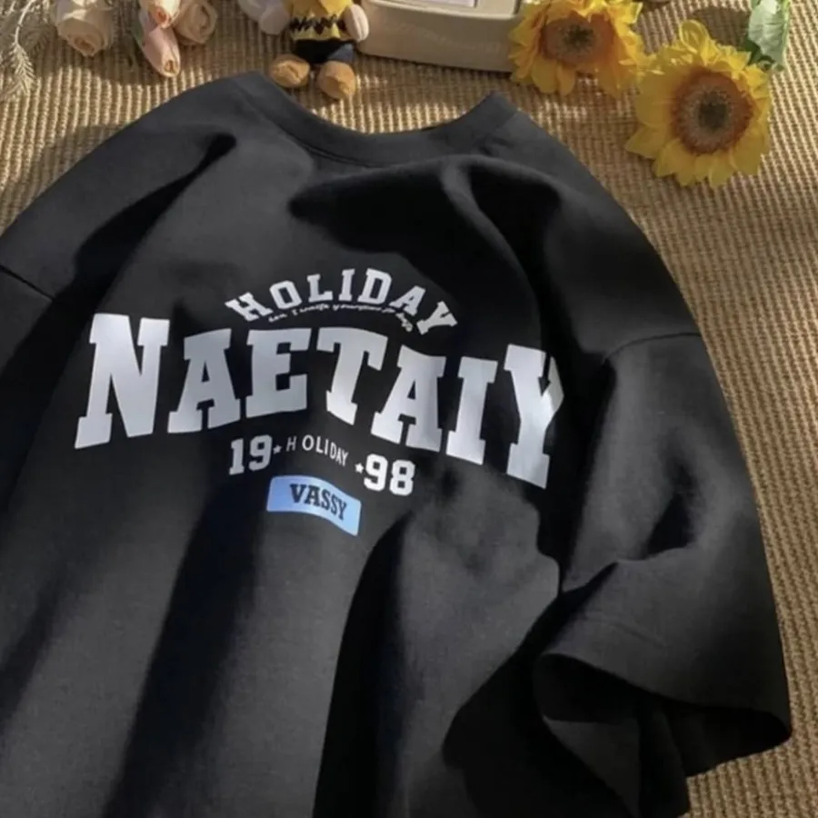 تیشرت هالیدی