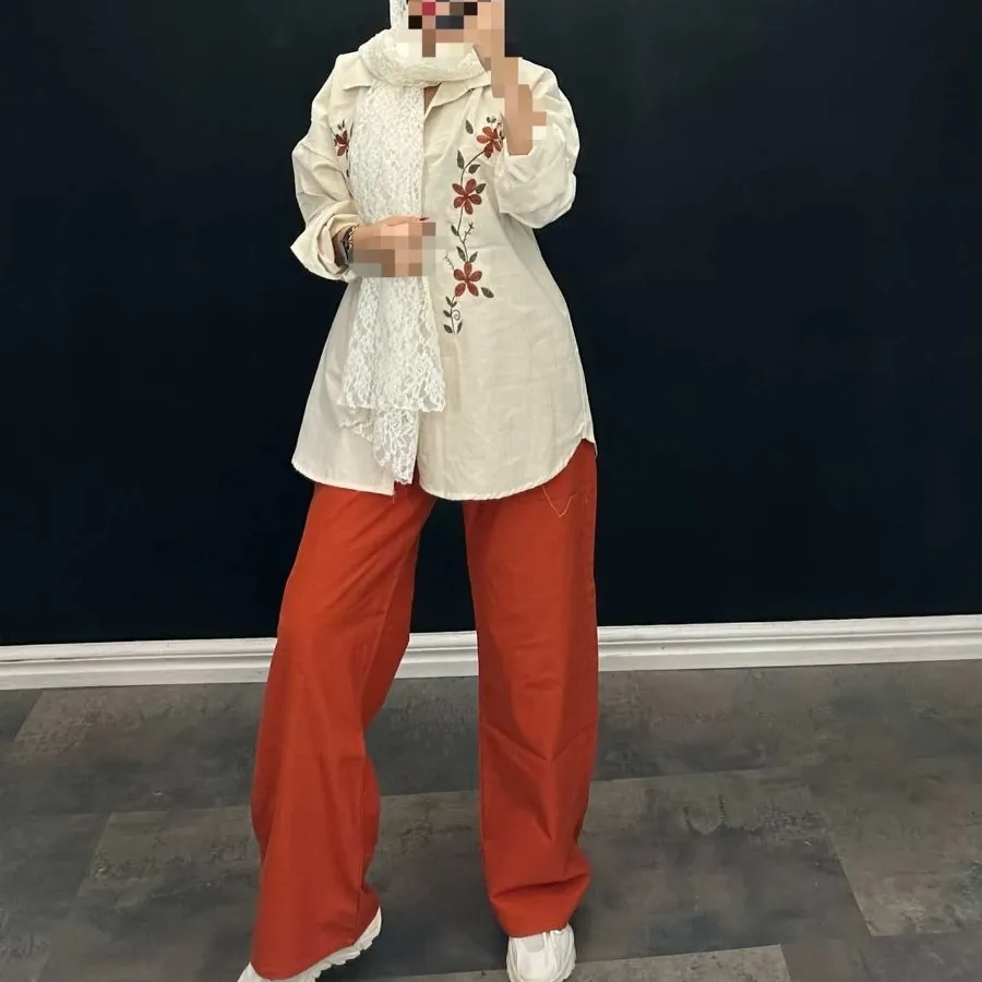 ست مانتو و شلوار گلدوزی