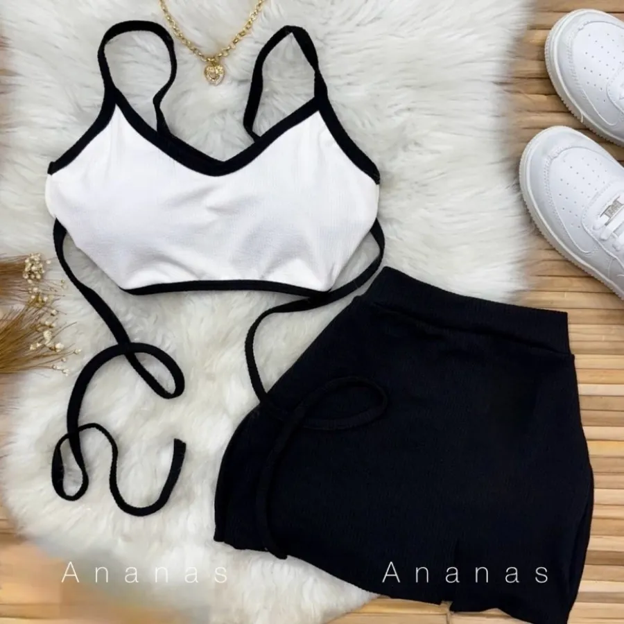 ست تاپ و دامن نیوان