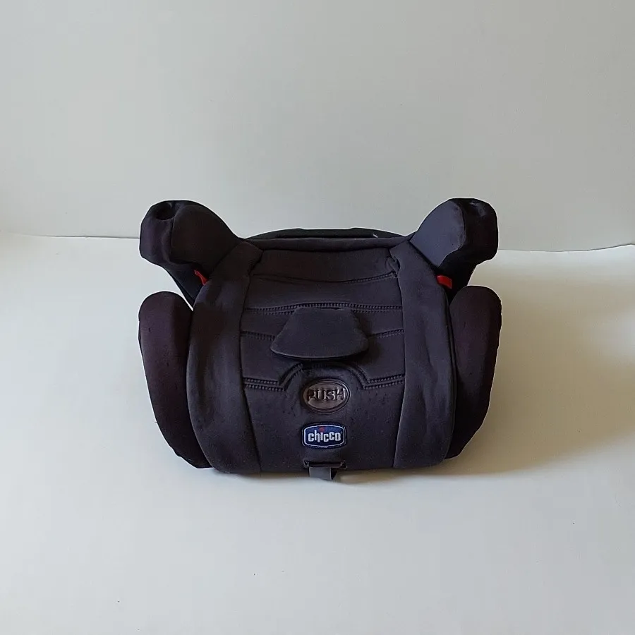 صندلی ماشین چیکو