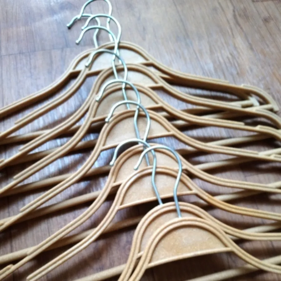 چوب لباسی طرح چوب