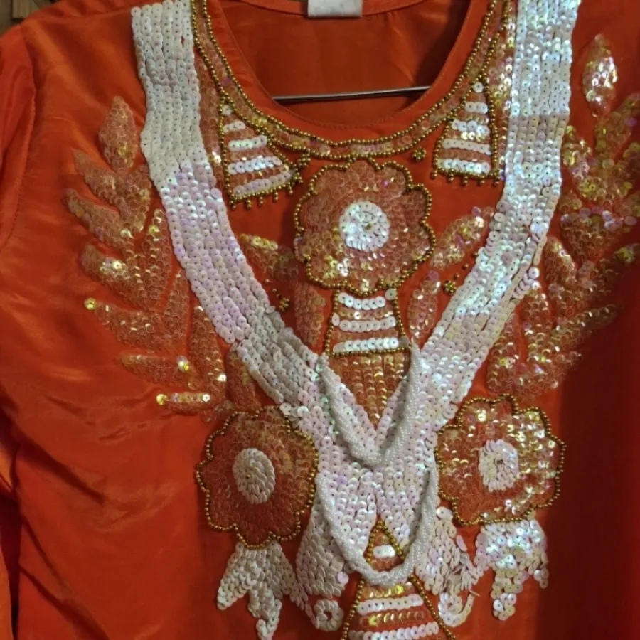 پیراهن و شلوار و شال هندی