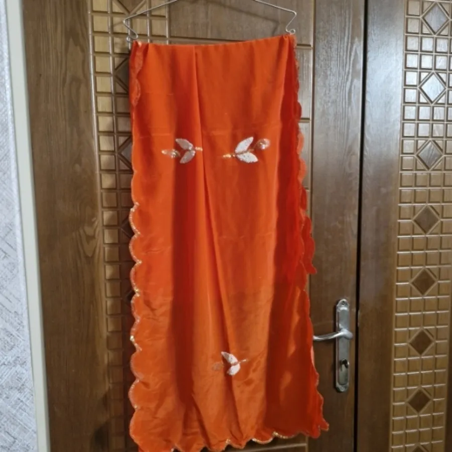 پیراهن و شلوار و شال هندی