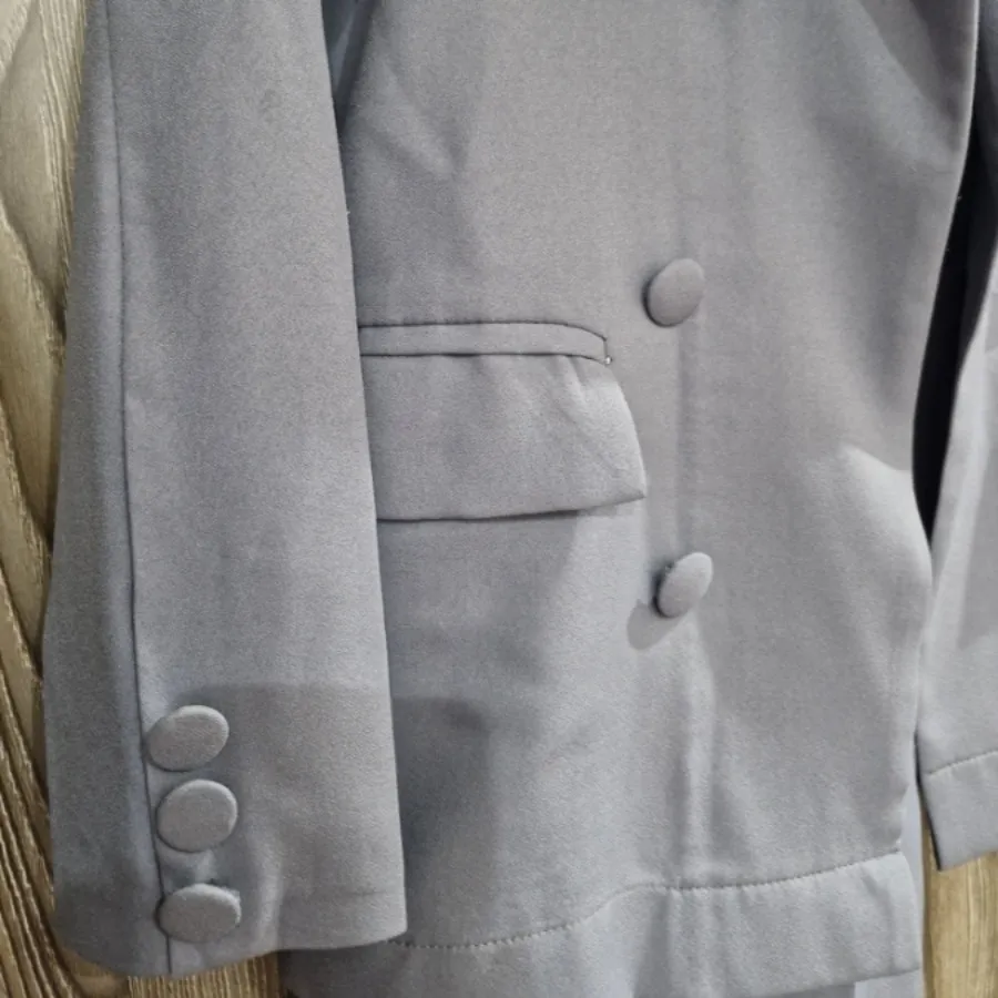 کت شلوار خنک