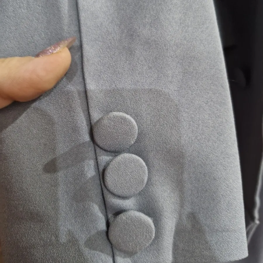 کت شلوار خنک