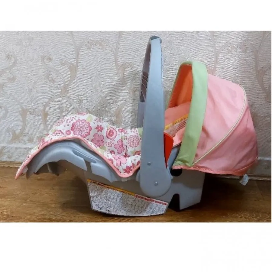 کریر و صندلی ماشین