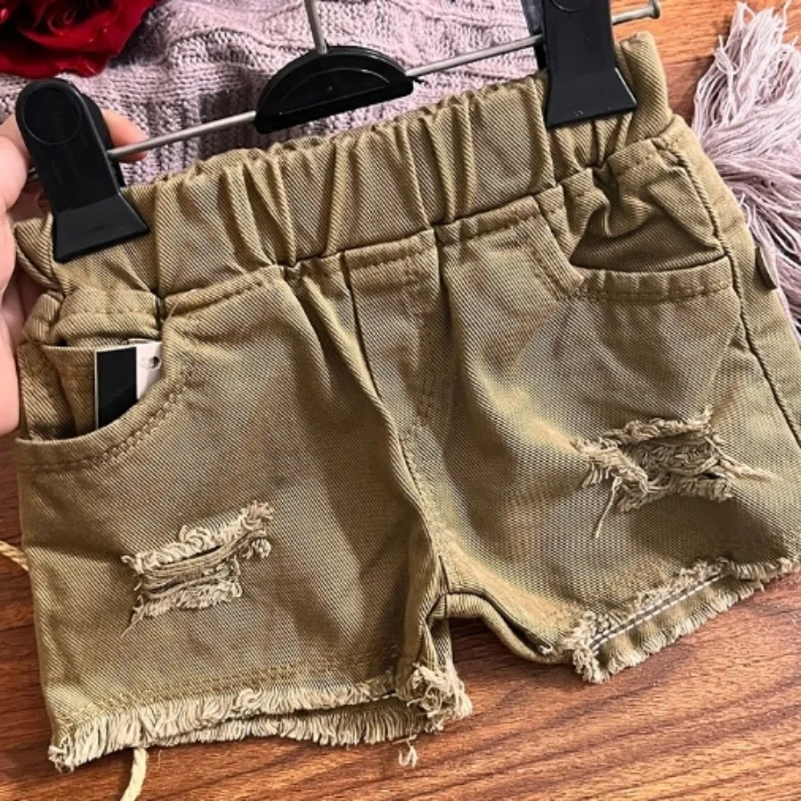 شلوارک بچگانه