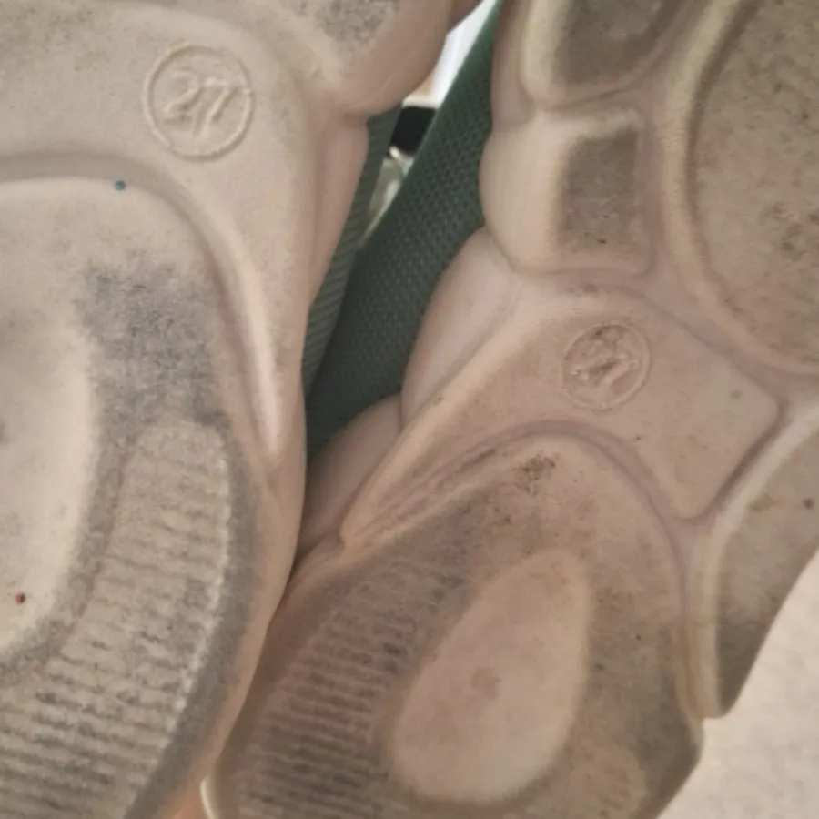 کتونی دخترانه سایز 27