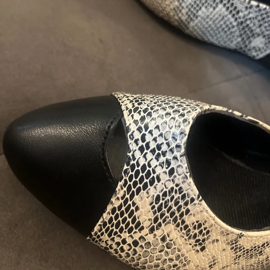 کفش چرم مصنوعی