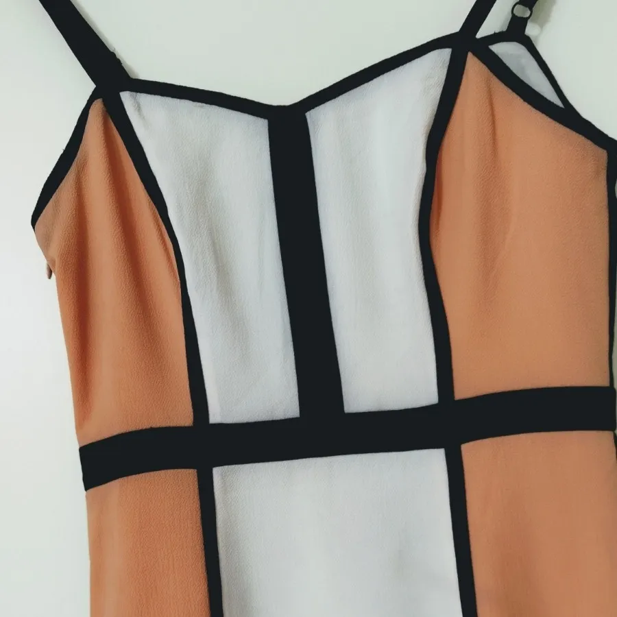 پیراهن تابستونی