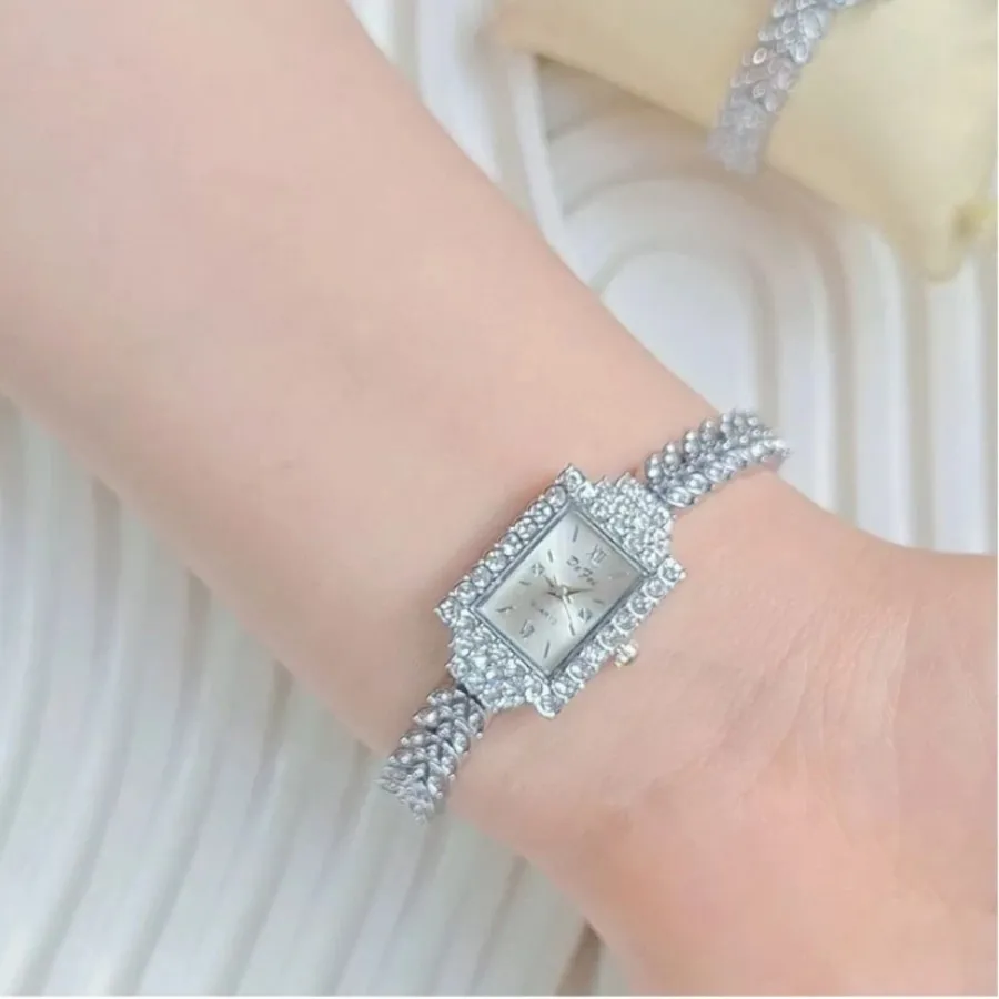 ساعت جواهری