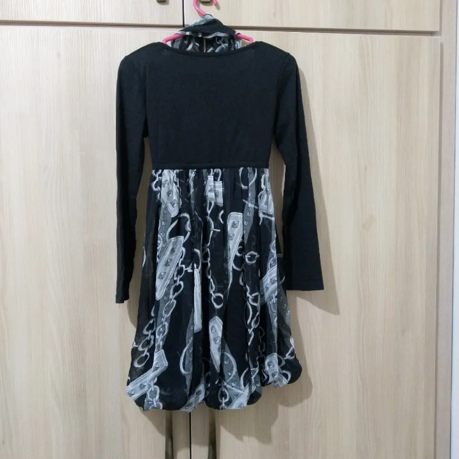 پیراهن دخترانه و زنانه