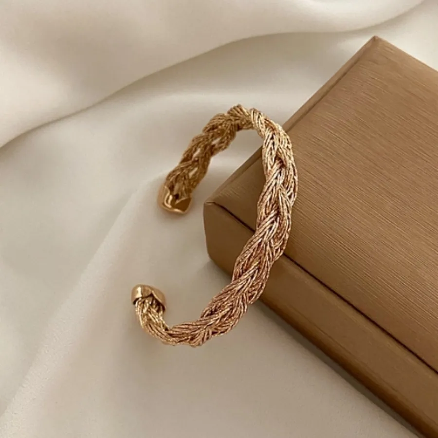 بنگل تار و پود