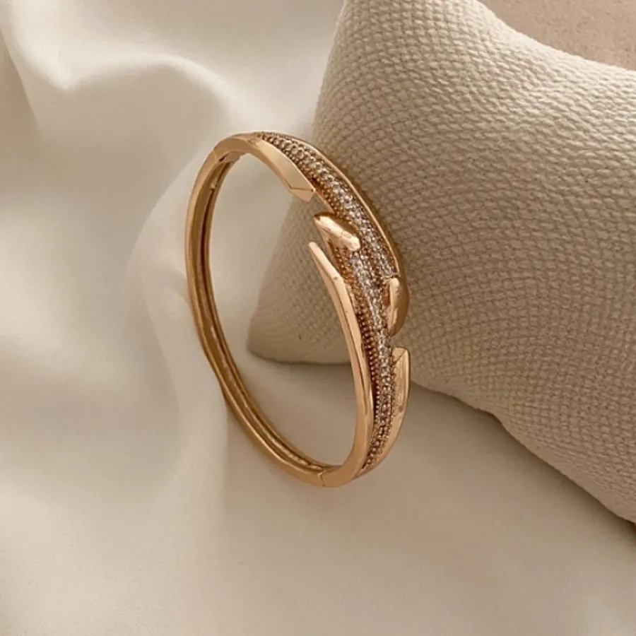 دستبند النگویی