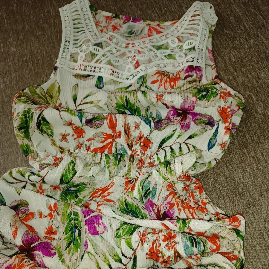 پیراهن ساحلی