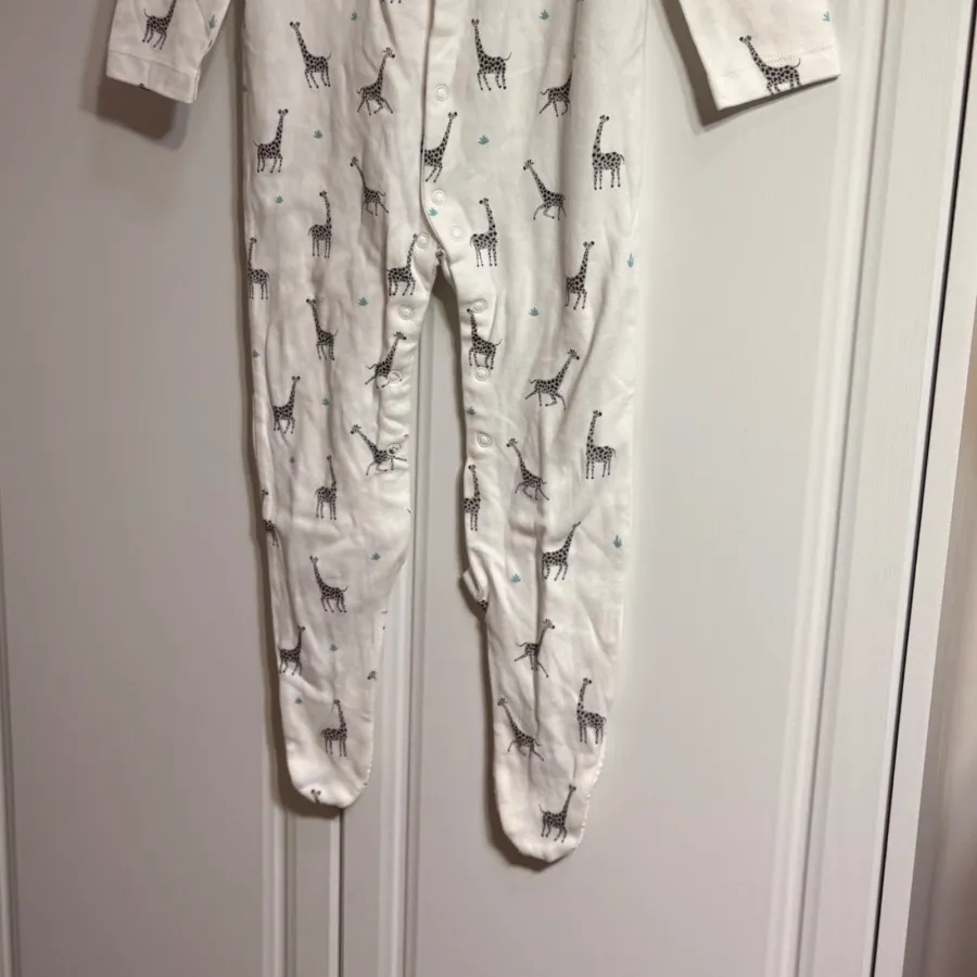 سرهمس جورابدار