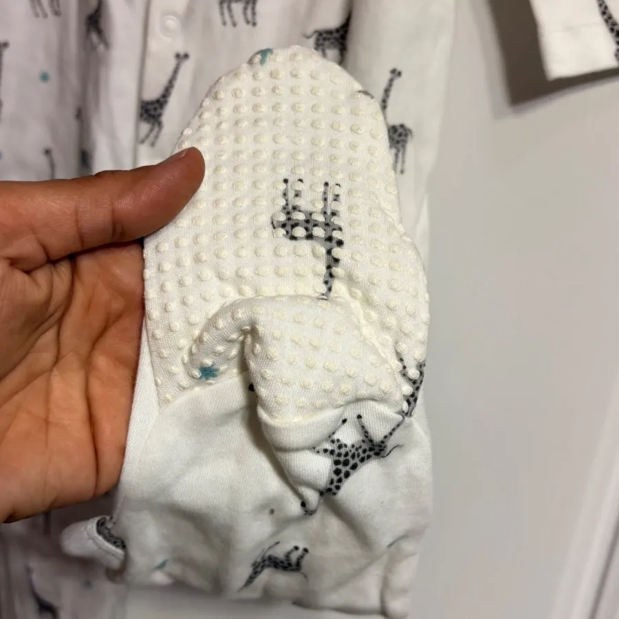 سرهمس جورابدار